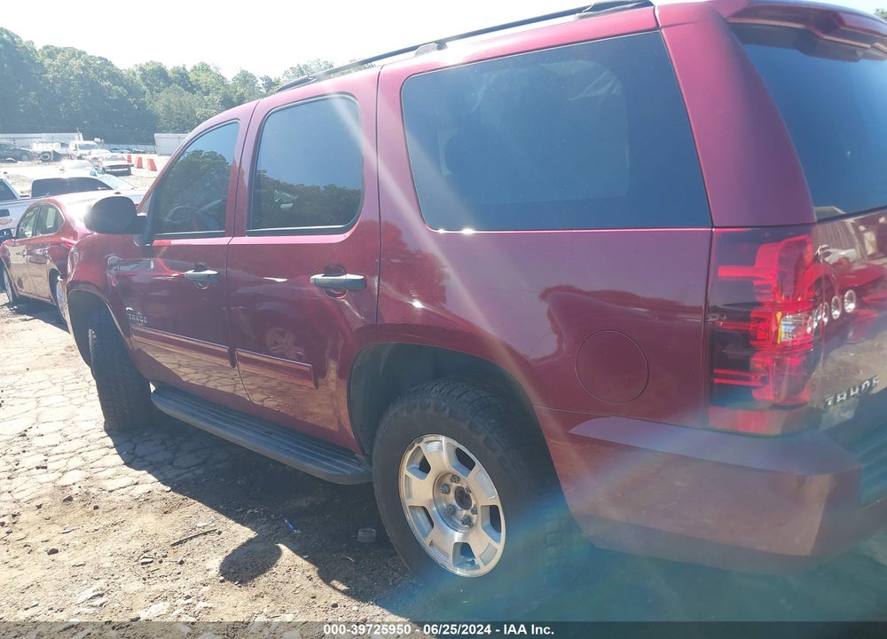 2010 CHEVROLET TAHOE LS VIN: 1GNUKAE05AR169817