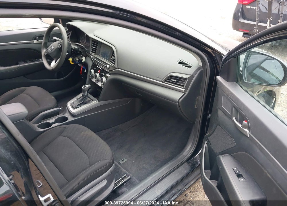 2019 HYUNDAI ELANTRA SEL VIN: 5NPD84LF6KH417713