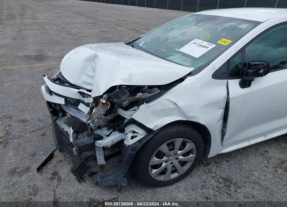 2021 TOYOTA COROLLA LE VIN: 5YFEPMAE1MP164324