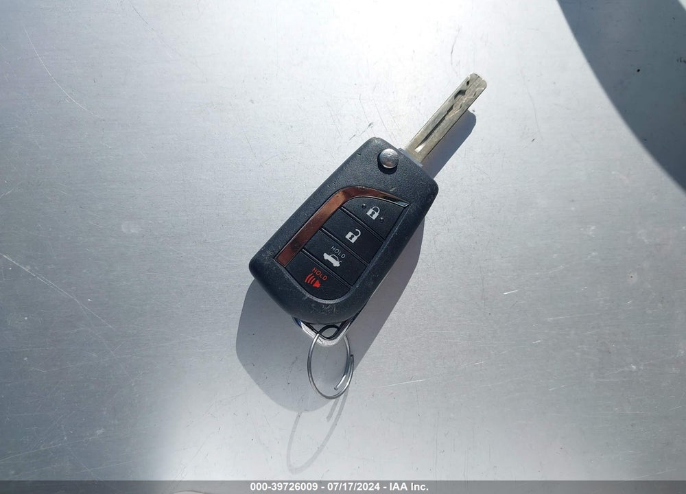 2021 TOYOTA COROLLA LE VIN: 5YFEPMAE1MP164324
