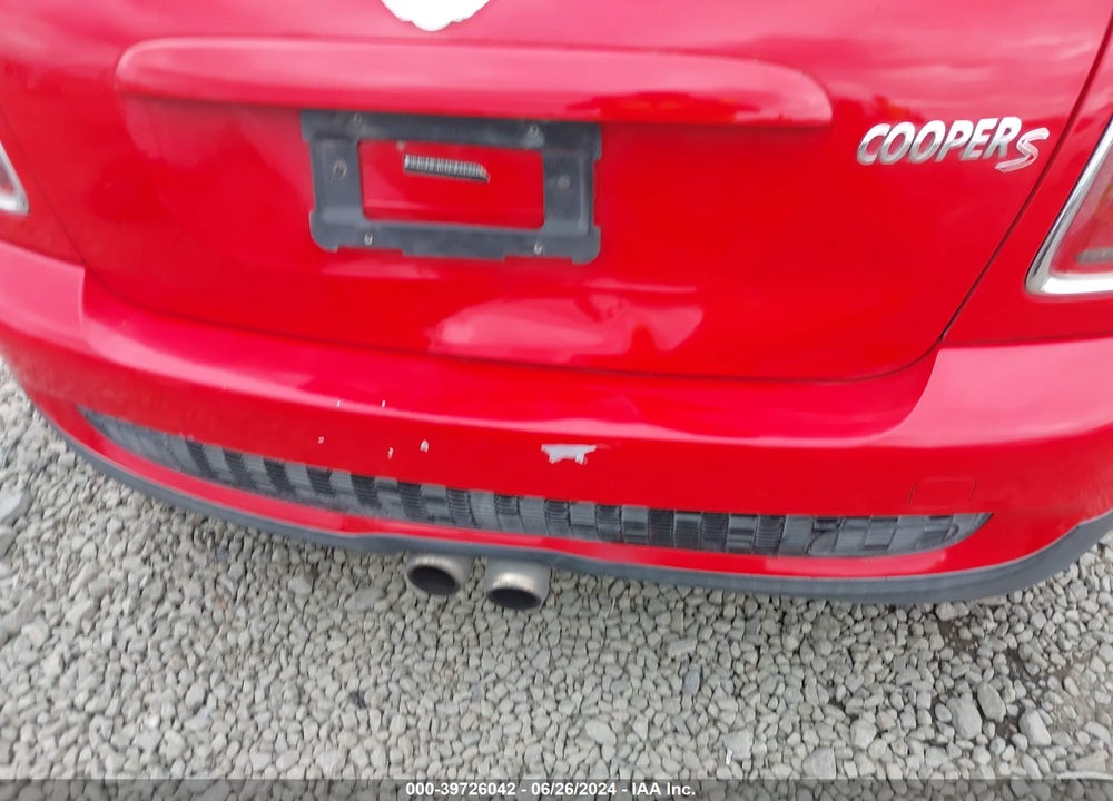 2010 MINI COOPER S VIN: WMWMF7C53ATX44298