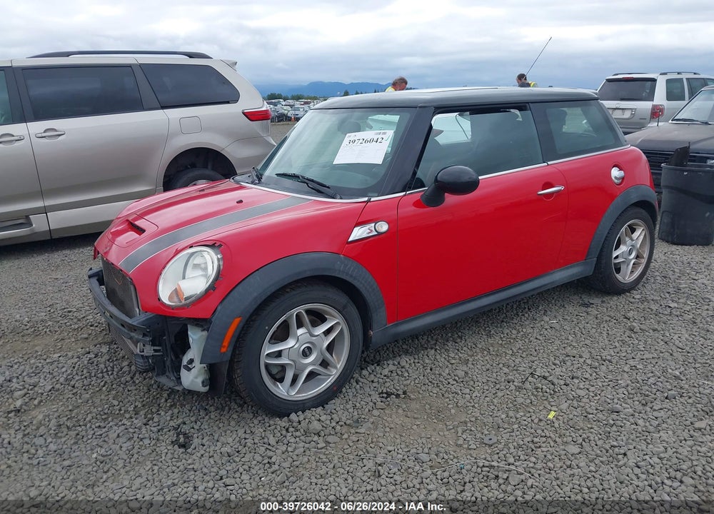 2010 MINI COOPER S VIN: WMWMF7C53ATX44298