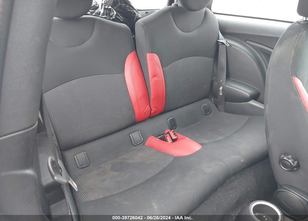 2010 MINI COOPER S VIN: WMWMF7C53ATX44298