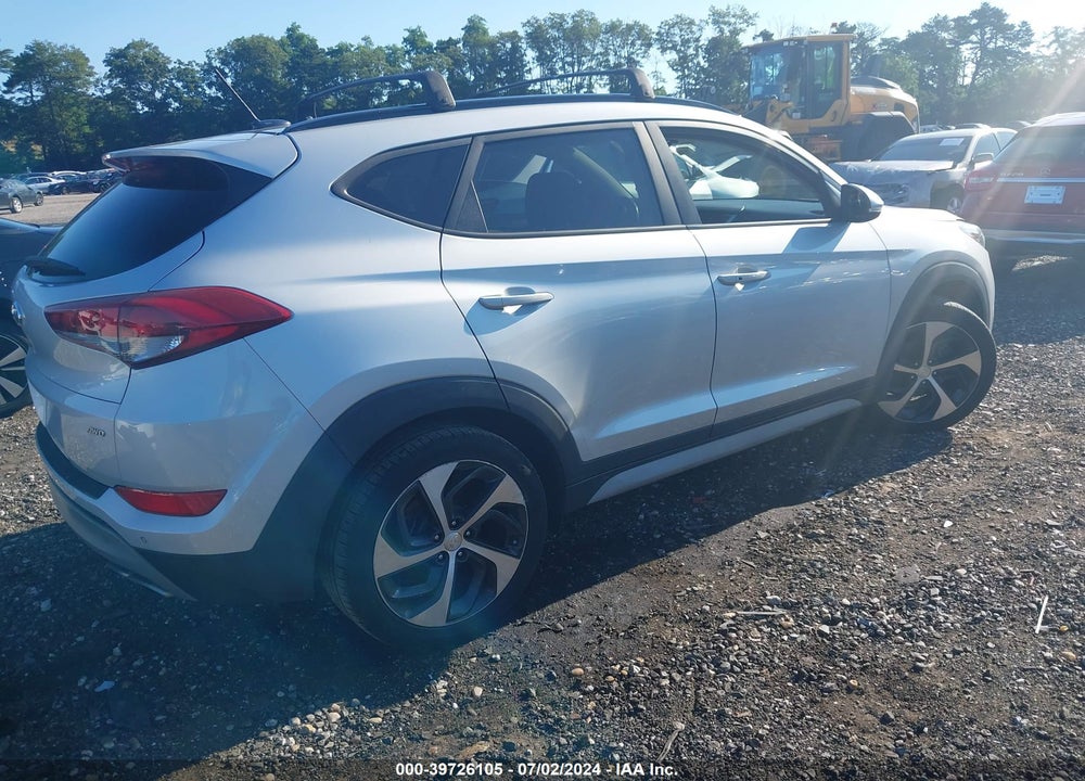 2017 HYUNDAI TUCSON VALUE VIN: KM8J3CA20HU569721