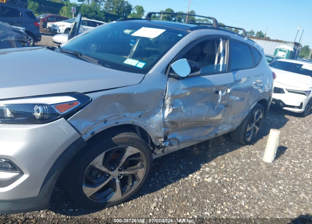 2017 HYUNDAI TUCSON VALUE VIN: KM8J3CA20HU569721