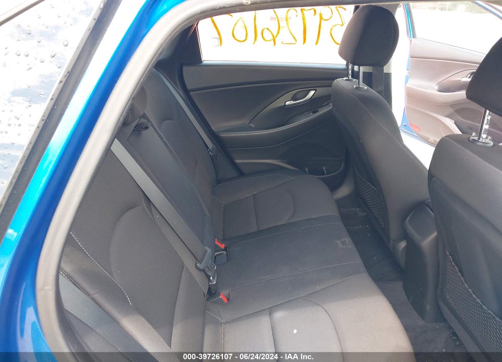 2018 HYUNDAI ELANTRA GT VIN: KMHH35LE5JU031121