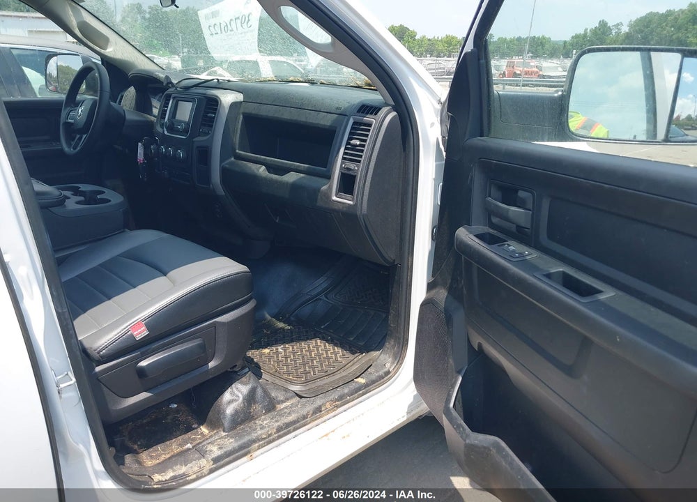 2023 RAM 1500 CLASSIC VIN: 1C6RR6FG8PS535541
