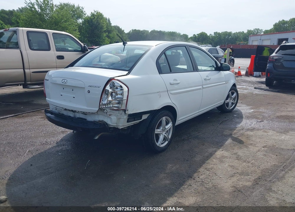 2007 HYUNDAI ACCENT GLS VIN: KMHCN46CX7U143902