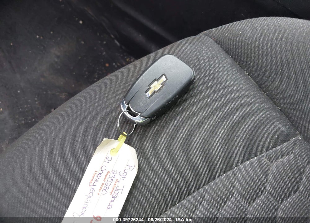 2021 CHEVROLET EQUINOX FWD LT VIN: 2GNAXKEV8M6112386