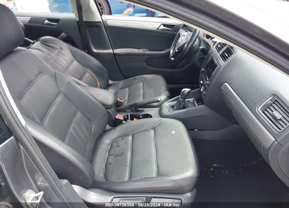2016 VOLKSWAGEN JETTA 1.4T SE VIN: 3VWD67AJ3GM359850