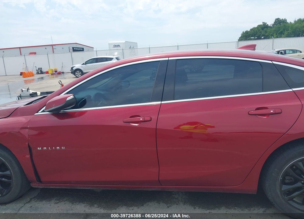 2018 CHEVROLET MALIBU LT VIN: 1G1ZD5ST9JF112061