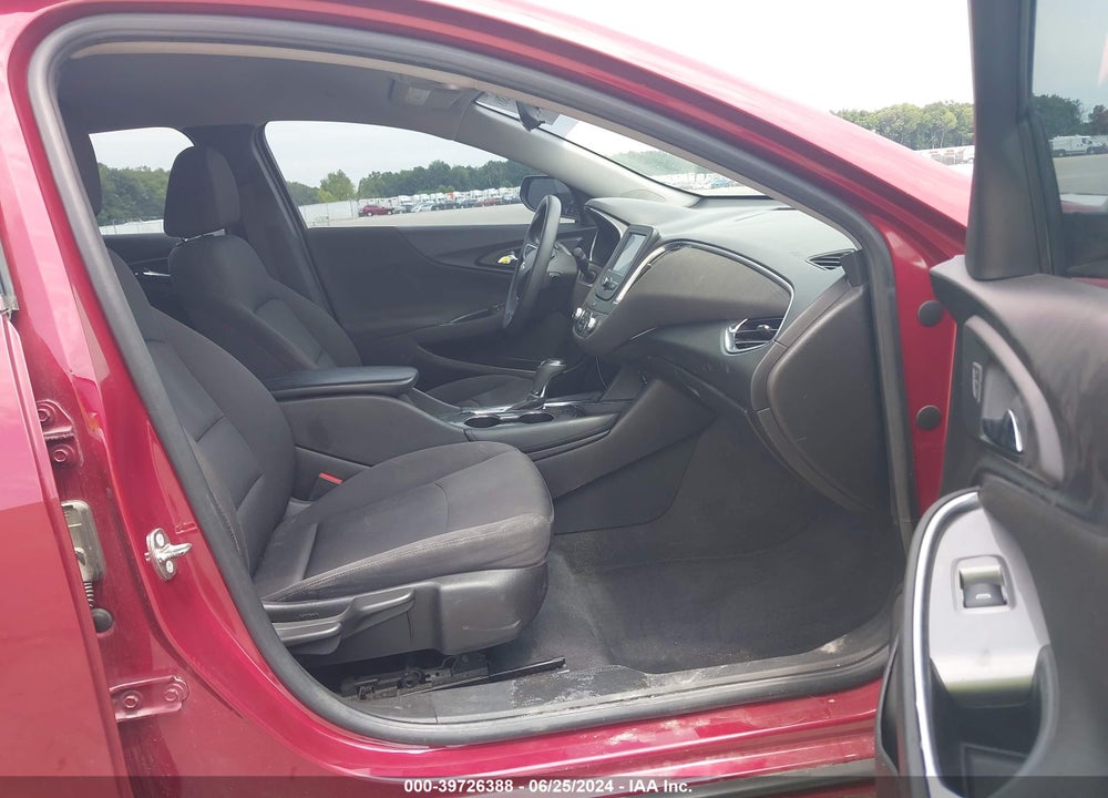 2018 CHEVROLET MALIBU LT VIN: 1G1ZD5ST9JF112061