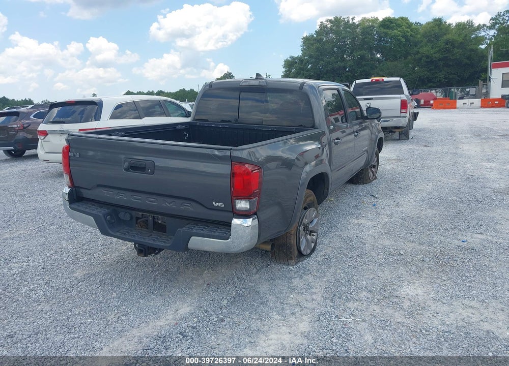 2018 TOYOTA TACOMA SR5 V6 VIN: 3TMAZ5CN7JM060175