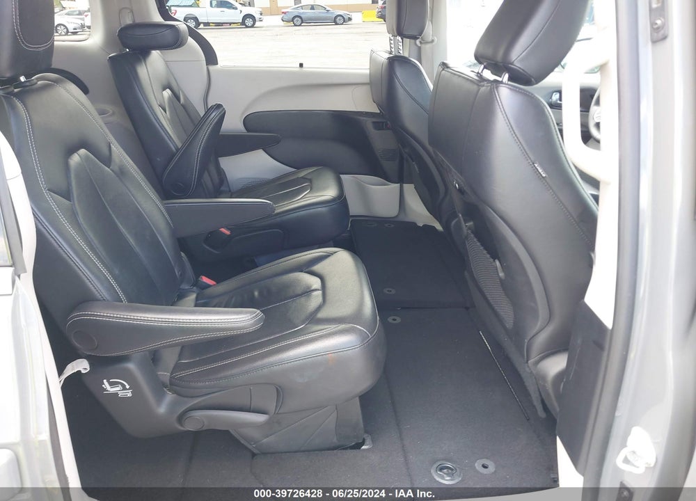 2022 CHRYSLER PACIFICA TOURING L VIN: 2C4RC1BG0NR162383