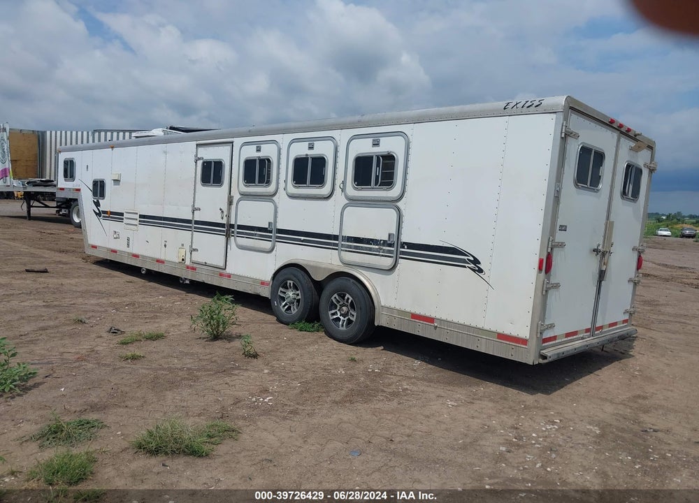 2000 EXXISS ALUMINUM TRAILERS STOCK TRAILER VIN: 4LAAH3128Y1004863