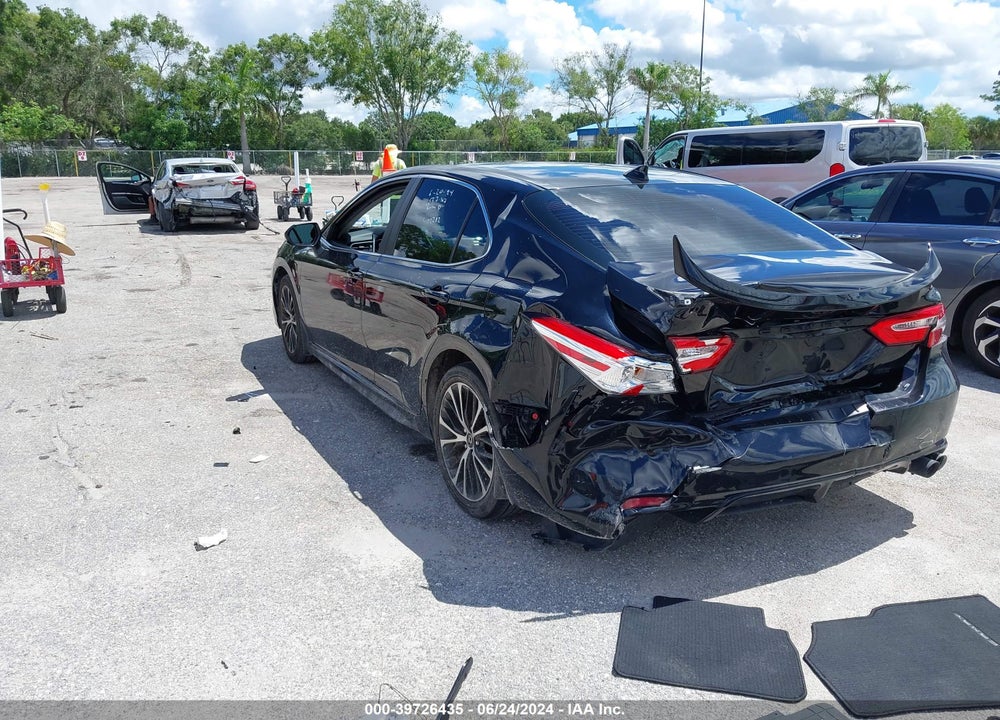 2020 TOYOTA CAMRY SE VIN: 4T1G11AK9LU876673