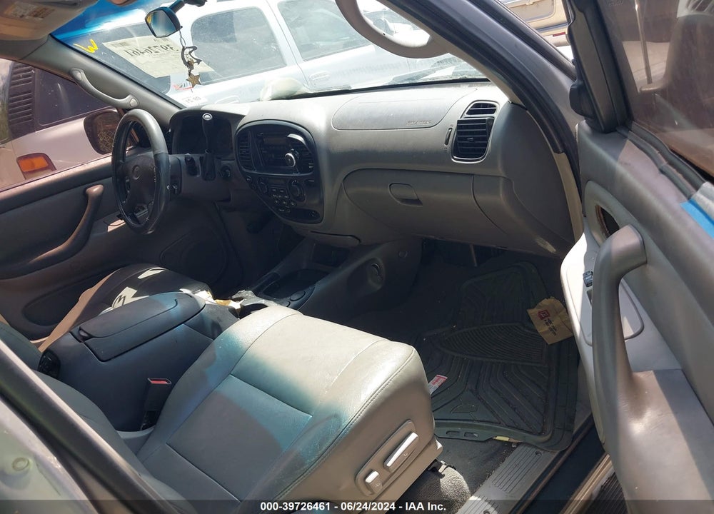 2002 TOYOTA SEQUOIA SR5 V8 VIN: 5TDZT34A52S113221