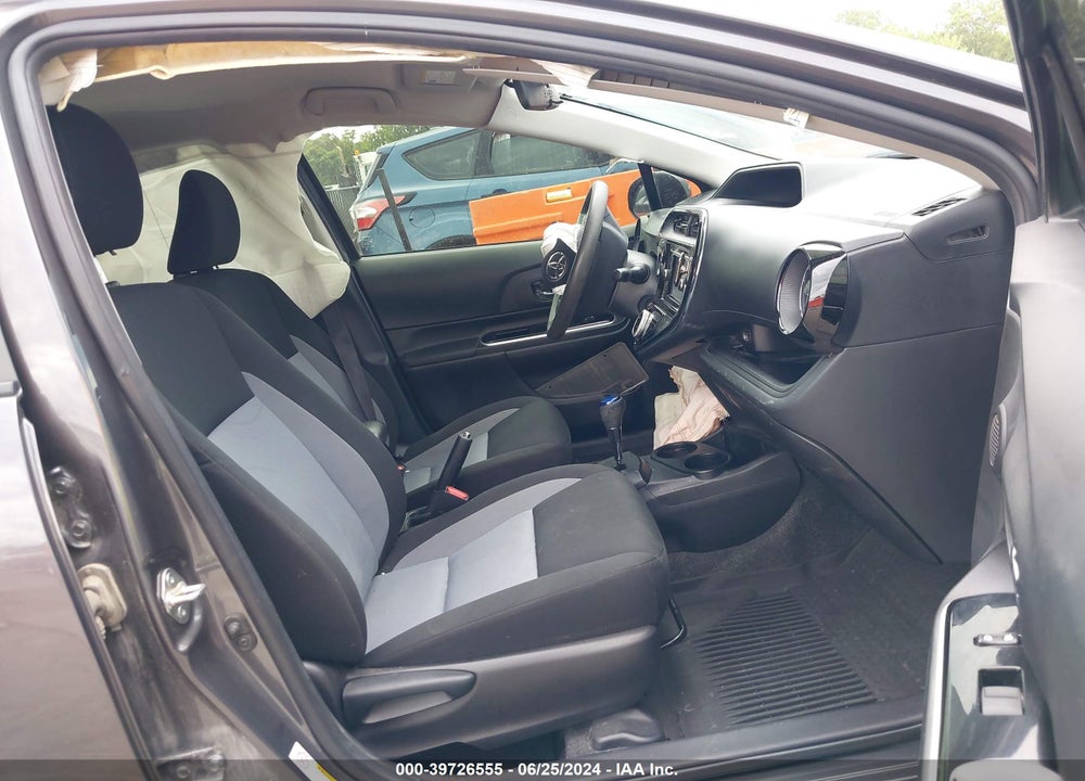 2019 TOYOTA PRIUS C L VIN: JTDKDTB36K1623707