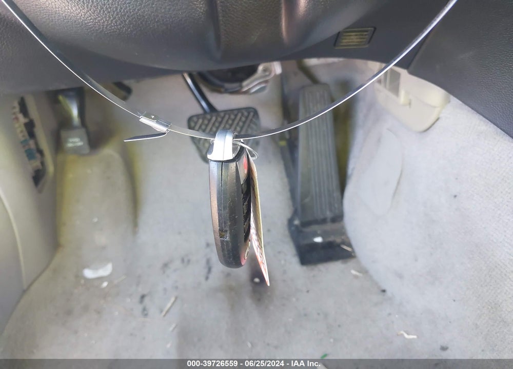 2008 INFINITI G35 VIN: JNKBV61EX8M220370