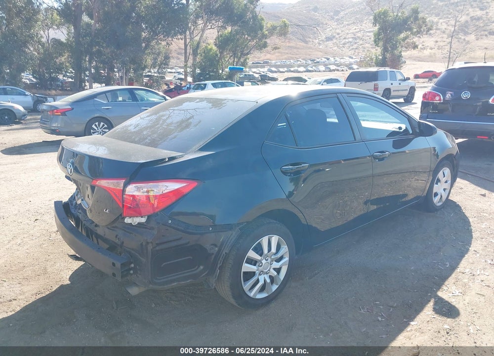 2018 TOYOTA COROLLA LE VIN: 5YFBURHE6JP794057
