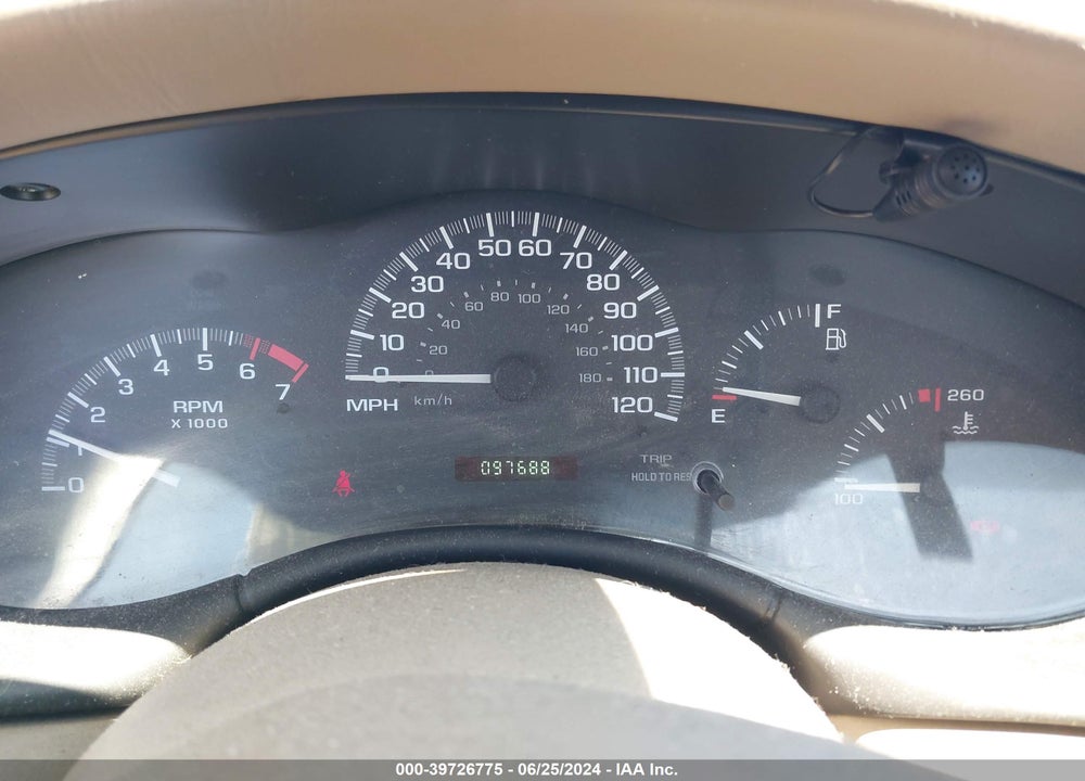 2005 CHEVROLET CLASSIC VIN: 1G1ND52F45M191942