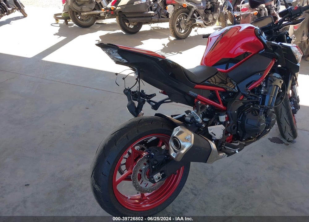 2024 KAWASAKI ZR900 F VIN: ML5ZRDF16RDA66754