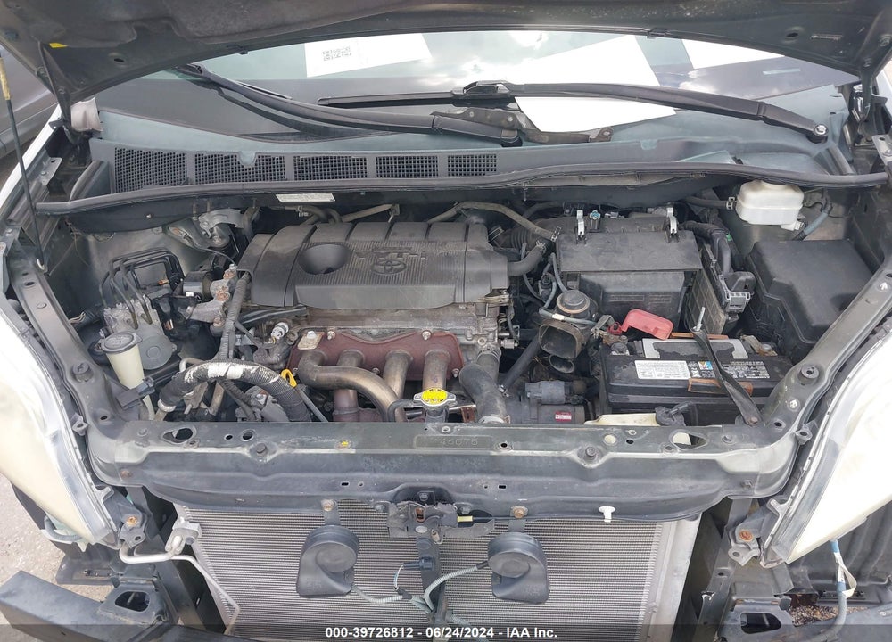 2011 TOYOTA SIENNA VIN: 5TDKA3DC6BS004825