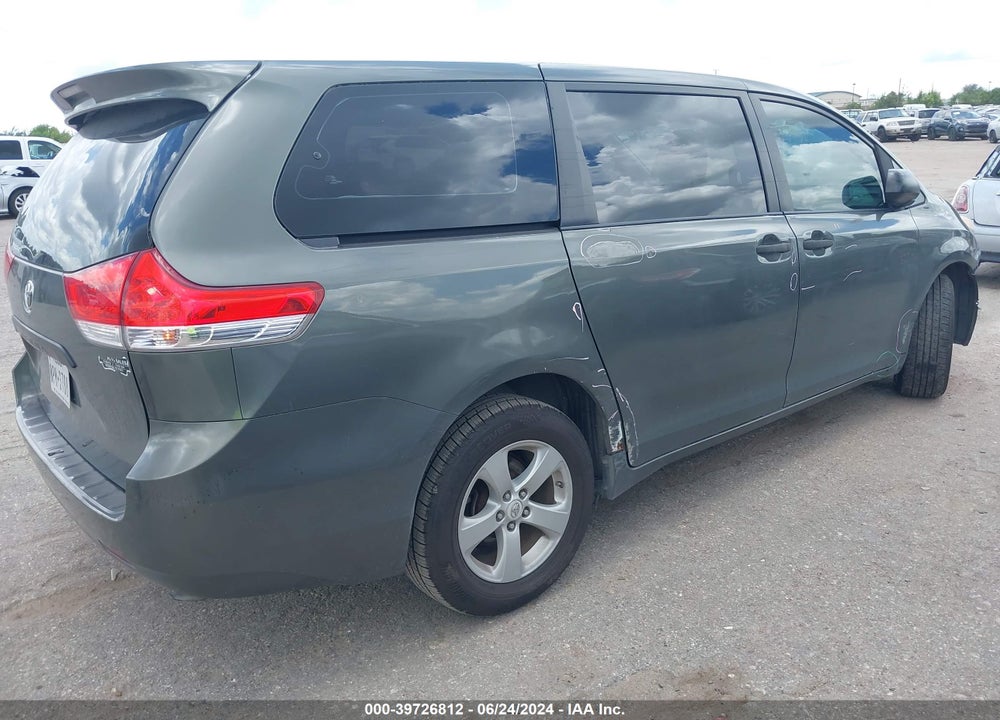 2011 TOYOTA SIENNA VIN: 5TDKA3DC6BS004825