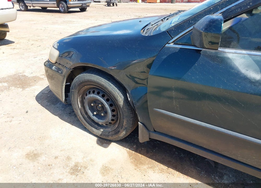 2000 HONDA ACCORD 2.3 LX VIN: 1HGCG5546YA154947