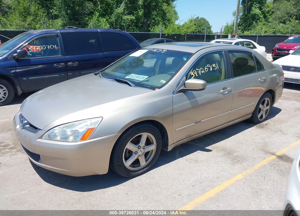 2003 HONDA ACCORD 2.4 EX VIN: JHMCM56673C061048