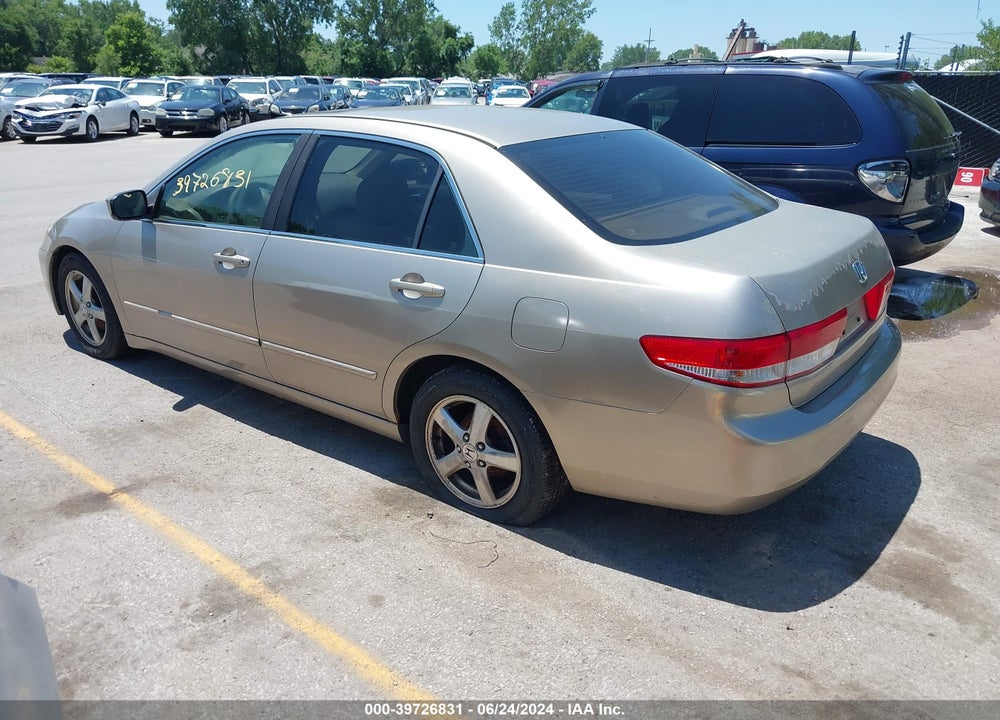 2003 HONDA ACCORD 2.4 EX VIN: JHMCM56673C061048
