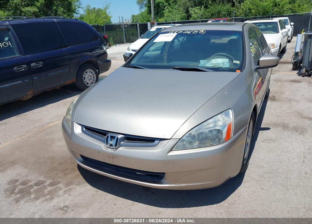 2003 HONDA ACCORD 2.4 EX VIN: JHMCM56673C061048
