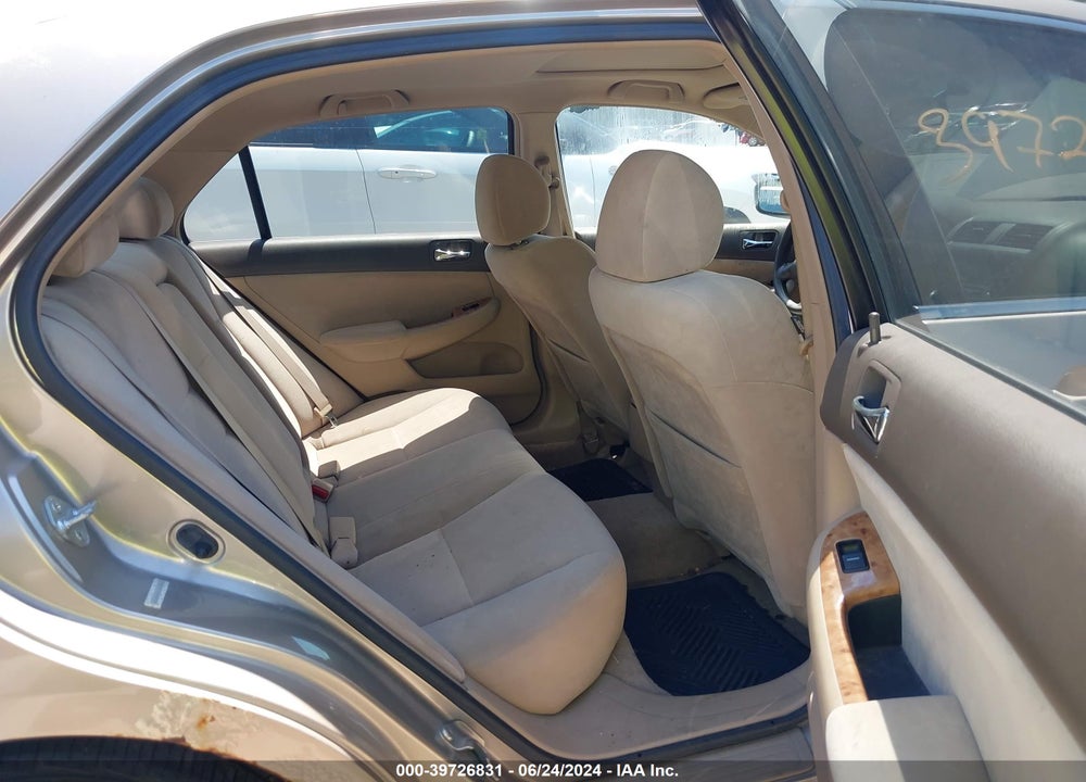 2003 HONDA ACCORD 2.4 EX VIN: JHMCM56673C061048