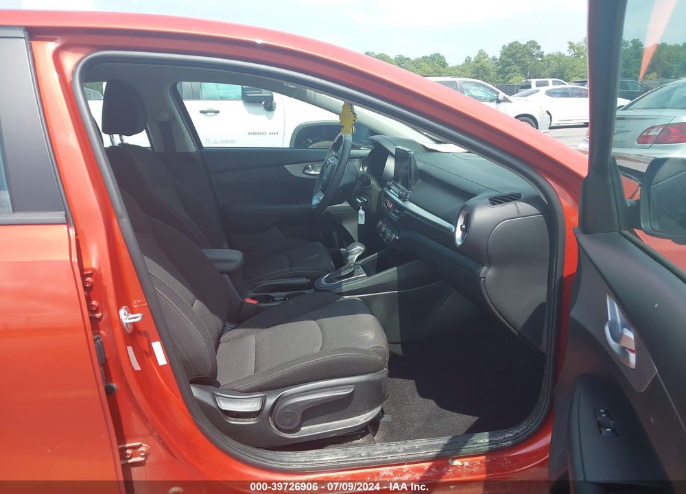 2023 KIA FORTE LXS VIN: 3KPF24AD6PE660106