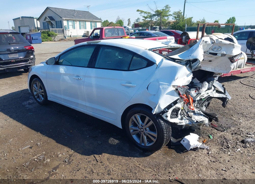 2017 HYUNDAI ELANTRA SE VIN: 5NPD84LF3HH057843