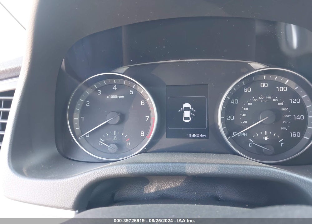 2017 HYUNDAI ELANTRA SE VIN: 5NPD84LF3HH057843