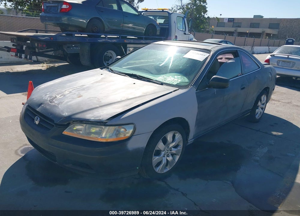 2001 HONDA ACCORD 3.0 EX VIN: 1HGCG22521A009180
