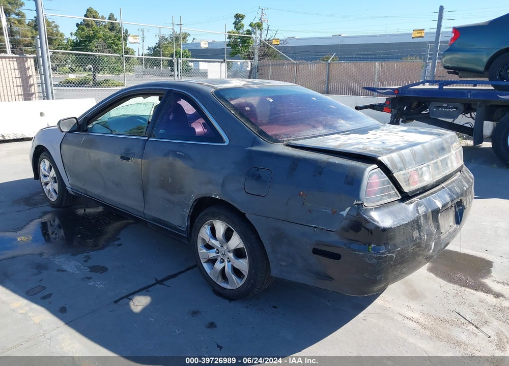 2001 HONDA ACCORD 3.0 EX VIN: 1HGCG22521A009180