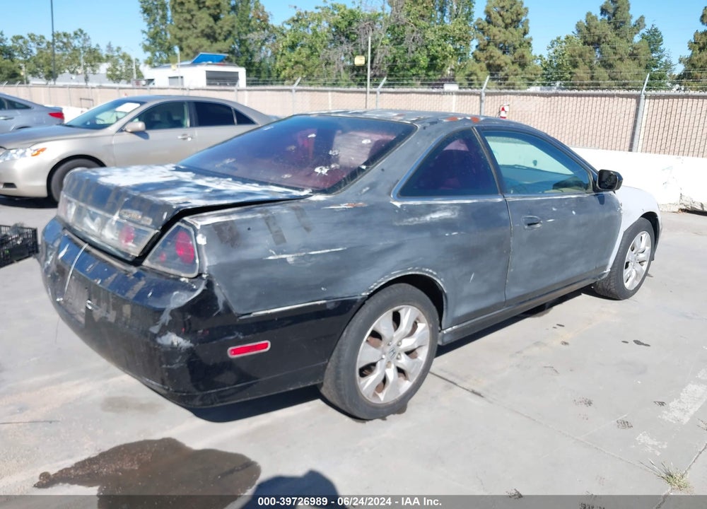 2001 HONDA ACCORD 3.0 EX VIN: 1HGCG22521A009180