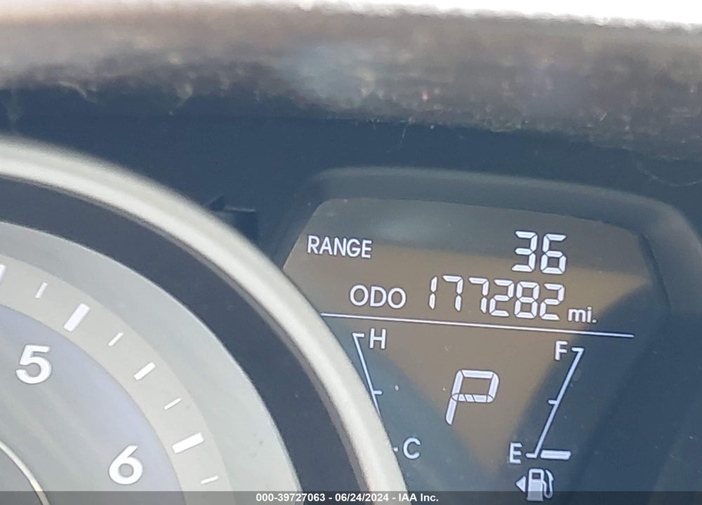 2013 HYUNDAI ELANTRA GLS VIN: KMHDH4AE6DU620602