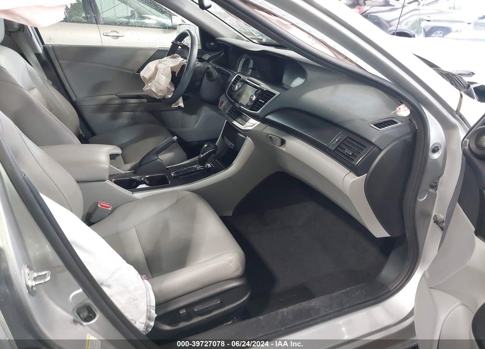 2015 HONDA ACCORD EX-L V-6 VIN: 1HGCR3F87FA025337