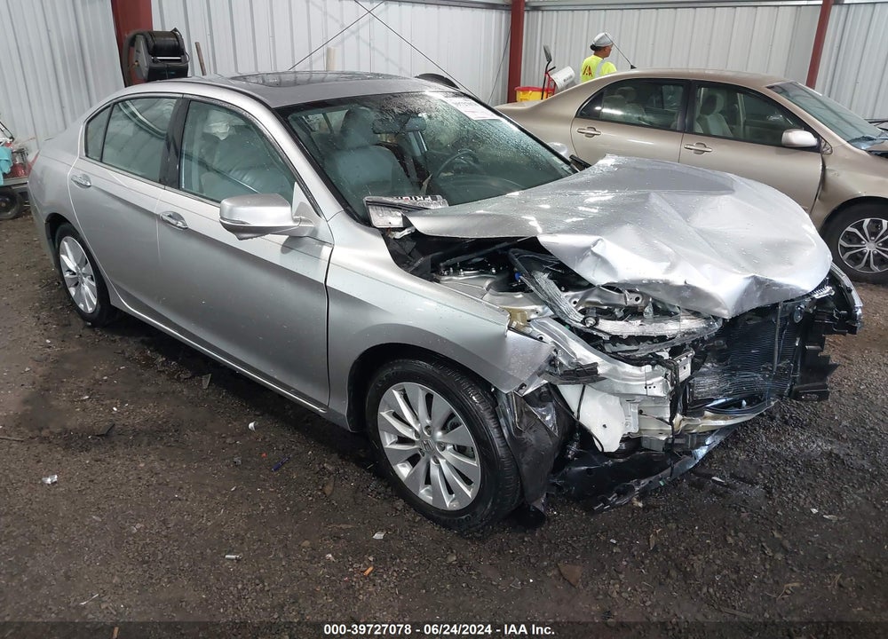 2015 HONDA ACCORD EX-L V-6 VIN: 1HGCR3F87FA025337