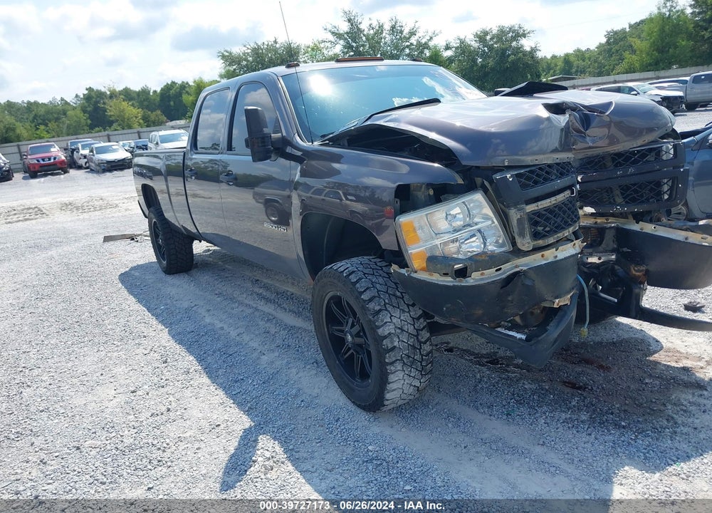 2011 CHEVROLET SILVERADO 2500HD WORK TRUCK VIN: 1GC1KVC85BF225740