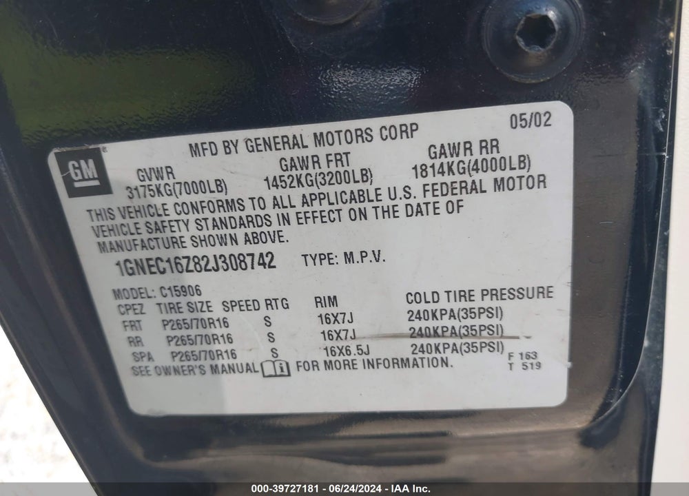 2002 CHEVROLET SUBURBAN 1500 LT VIN: 1GNEC16Z82J308742