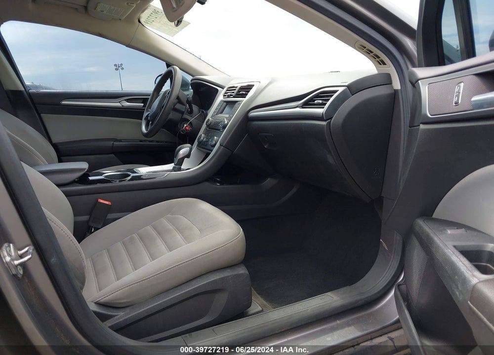 2013 FORD FUSION S VIN: 3FA6P0G72DR108351