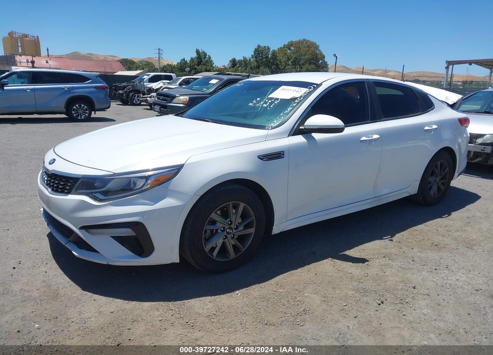2019 KIA OPTIMA LX VIN: 5XXGT4L36KG298588
