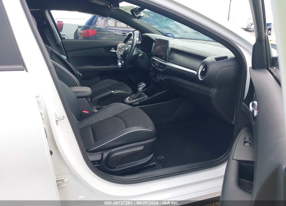 2023 KIA FORTE VIN: 3KPF54ADXPE610686