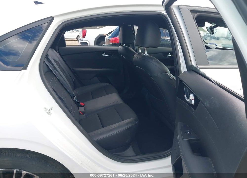 2023 KIA FORTE VIN: 3KPF54ADXPE610686