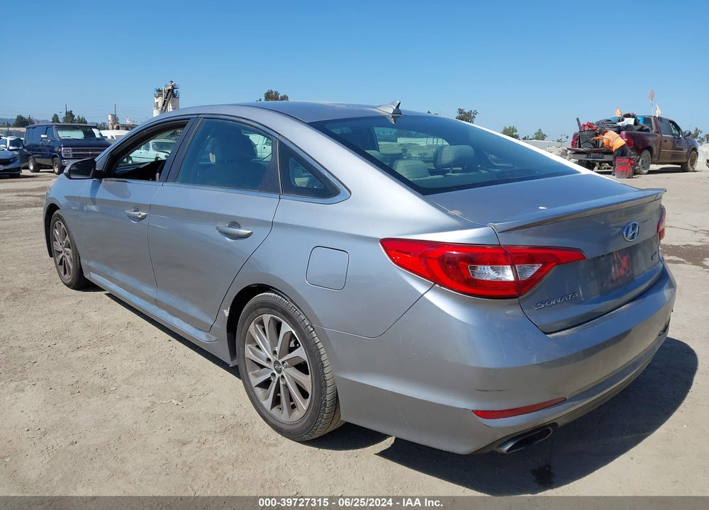 2015 HYUNDAI SONATA SPORT VIN: 5NPE34AF7FH064183