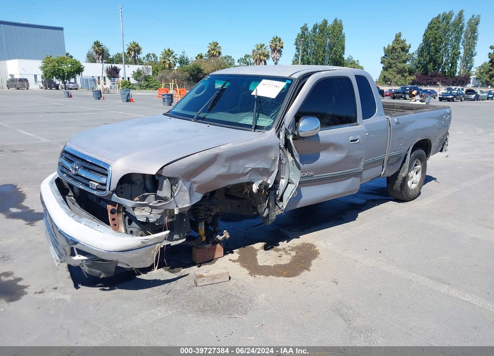2000 TOYOTA TUNDRA SR5 V8 VIN: 5TBRT341XYS007736